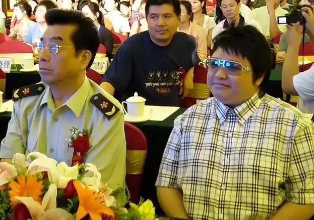 声生不息韩红与初恋同台两人38年前相爱如今差距一目了然