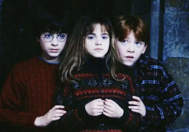 哈利波特20年哈利罗恩长残马尔福谢顶4位老戏骨与世长辞