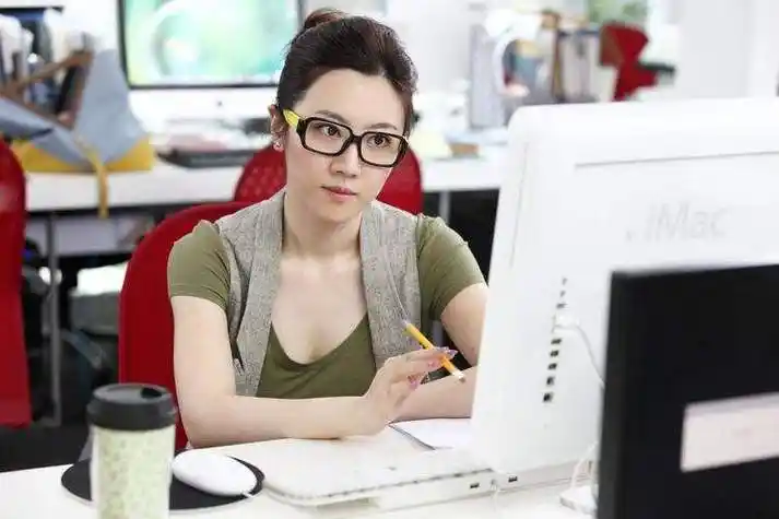 巴图的老婆王博谷简历 演艺经历藏得可真够深的