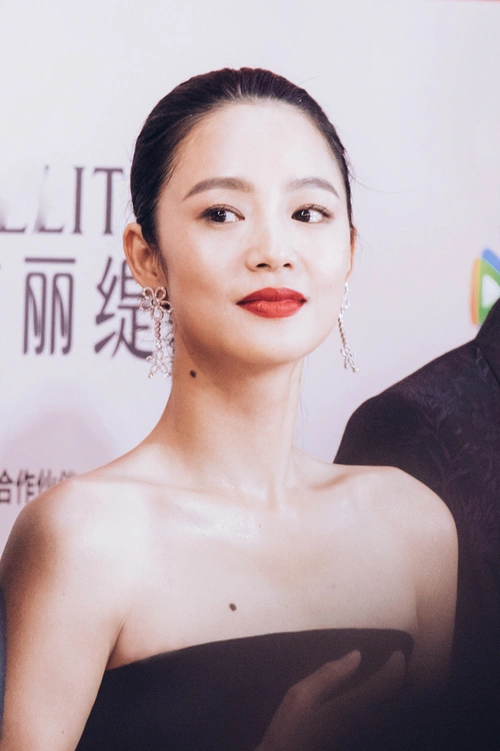 周韵是谁个人资料气质近照曝光