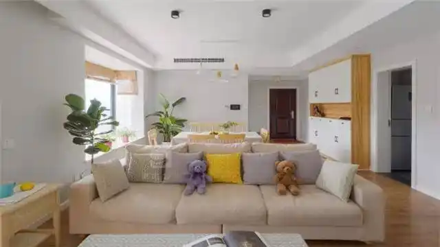 家居客厅装修设计 沙发不靠墙可多出一间房