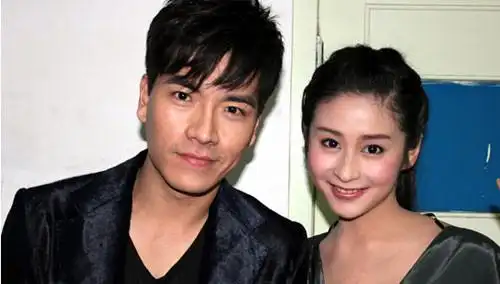 颖儿发布会大方献吻王传一-高清视频在线观看-芒果tv