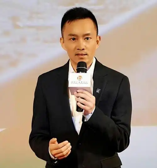 来自北京电视台最帅男主持照片_北京电视台所有男主持人-独家报道