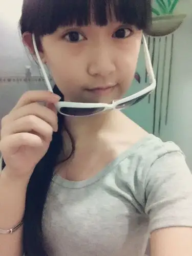 这个女孩子怎样?