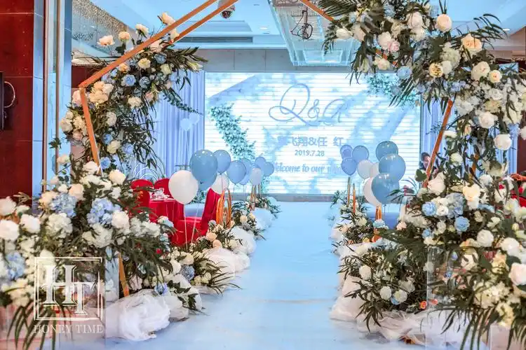 小清新室内婚礼布置