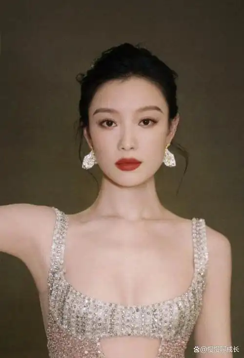 倪妮-这一组美到挪不开眼睛