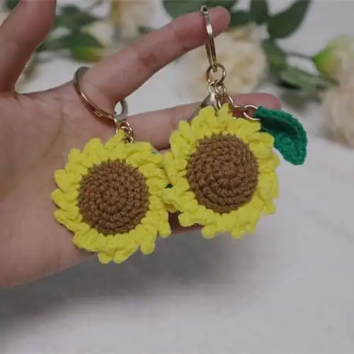 纯手工毛线编织明黄色向日葵挂件钥匙扣挂绳包包挂饰车挂书签成品