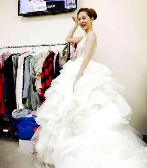 她被说是最丑的偶像剧女主因抑郁症不看电视曾之乔气质邻家大方