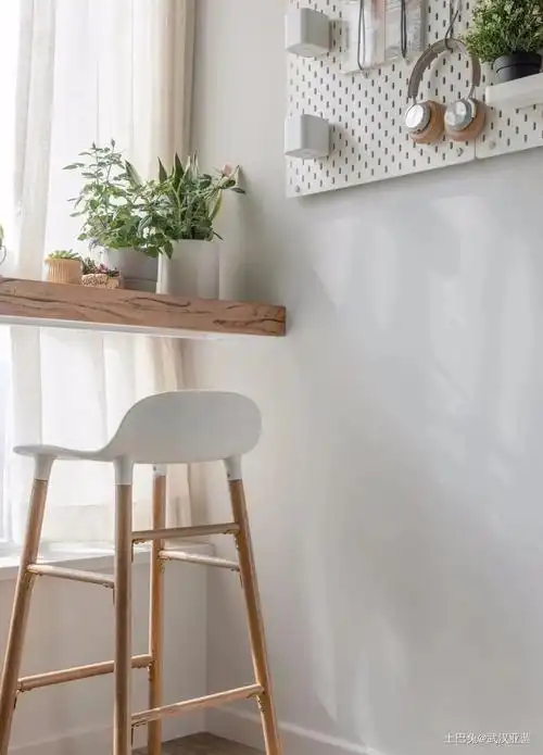 北欧小清新108㎡三居室阳台北欧极简阳台设计图片赏析