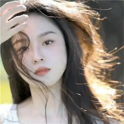 由美头网整理发布,女生头像频道提供更多与温柔,气质,氛围感,淡雅相关