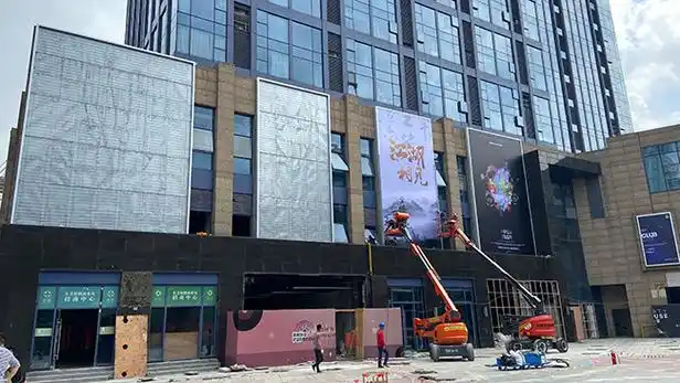 商场外墙拉布灯箱 最终价格需与店家落实为准 - 多优品