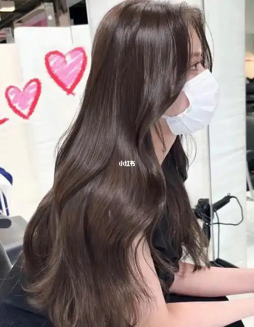 质感巧克力发色