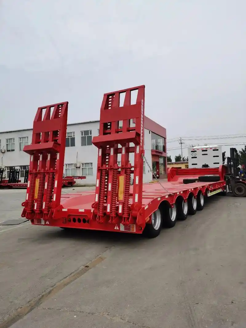 专业低平板半挂车##低平板半挂 #板车鸿盛汽车 #双节液压爬 - 抖音