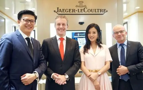 图片  jaeger-lecoultre积家中国代言人赵薇杭州大厦专卖店活动图片