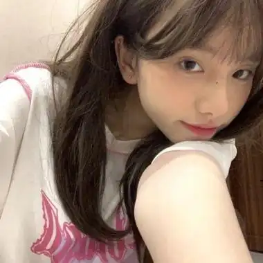 16岁真人女生照片头像