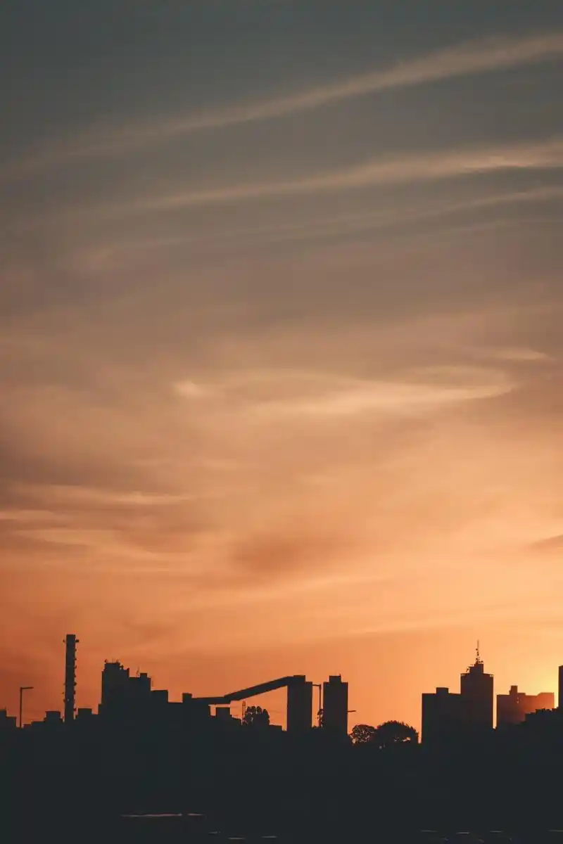 生性放荡不羁爱自由,最能"野"出格采的星座,不拘小节的本事