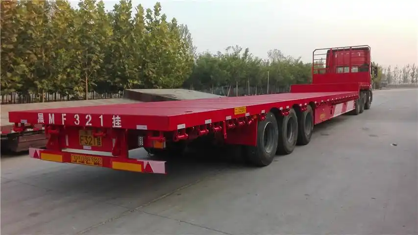 梁山厂家直销17.5米低平板半挂车 专业设计订做