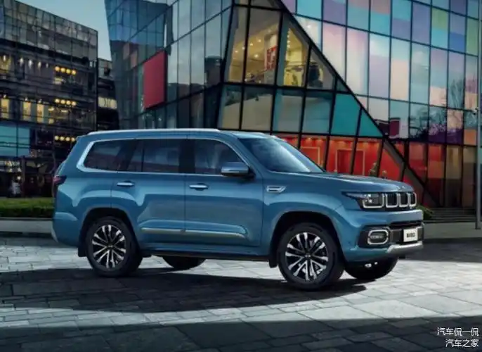 国产越野巅峰之作分时四驱3把锁非承载车身一应俱全