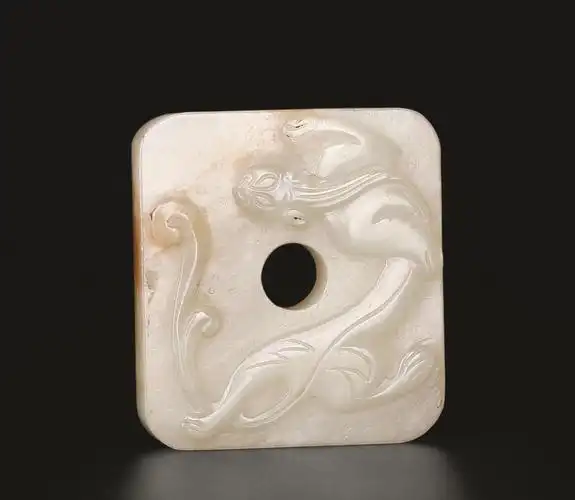 白玉螭虎纹方璧