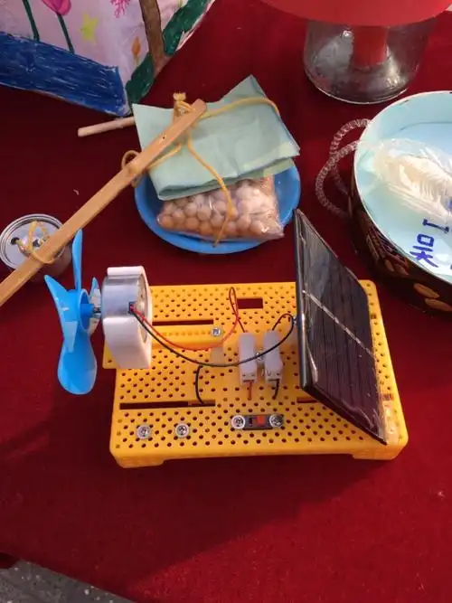 西关小学2016"科技活动月"分享小发明小创造,收获科技创新的喜悦!