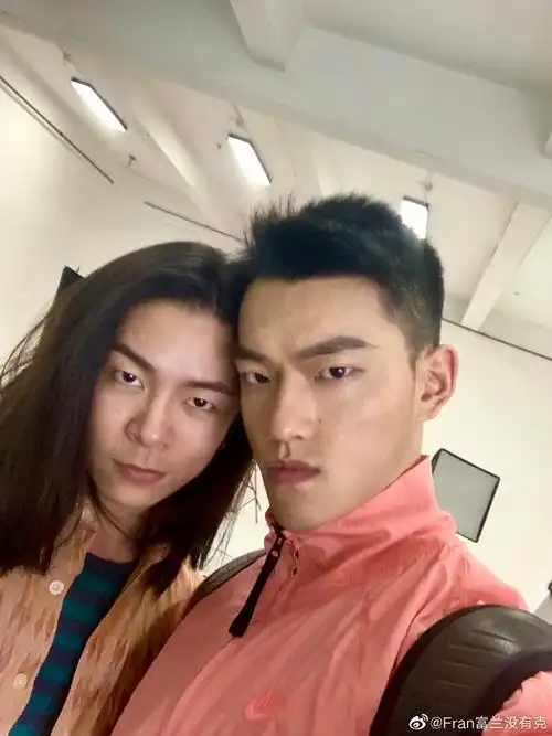 昨天很累 但爽 @杨浦队长 @南宫逸__ @sarahxu酱油师 @马儿run