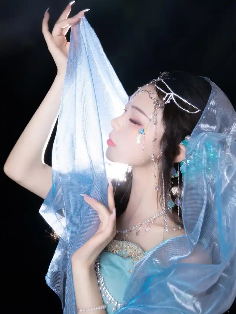 仙气7878十足的鲛人写真~ 主题:【鲛人】 传说在黎明破晓时分