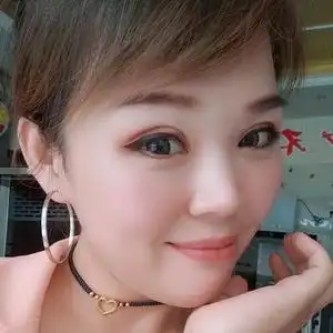 卖厨卫的俏阿姨头像