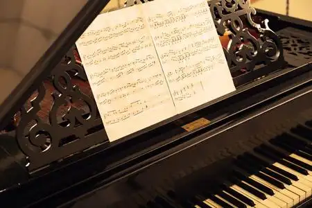 钢琴基础音符图片