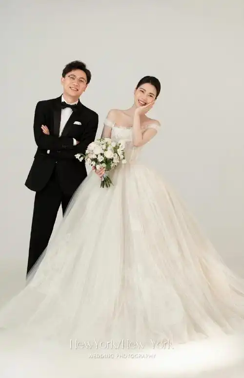 苏州纽约纽约婚纱摄影##婚纱摄影##光影婚纱照##高级感婚纱照##马场