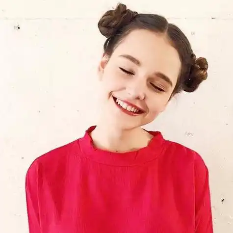 开心活泼的欧美女生头像 欧美头像图片大全 -【爱个性】