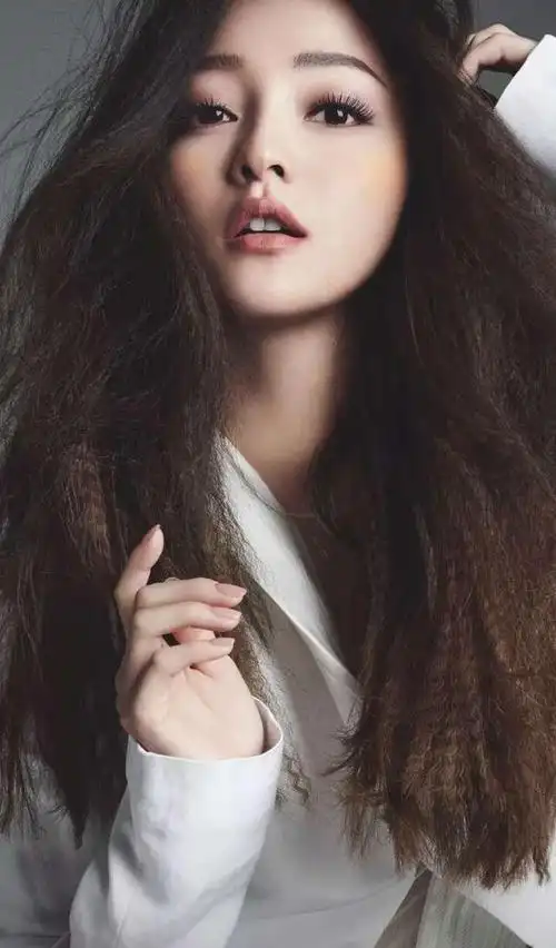 眼睛最好看的女明星杨幂最勾魂蓝洁瑛有星光而她的深邃勾人