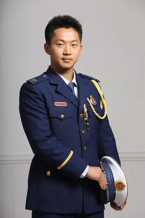 眨眼就亏了江北消防指战员们的肌肉秀正能量来袭