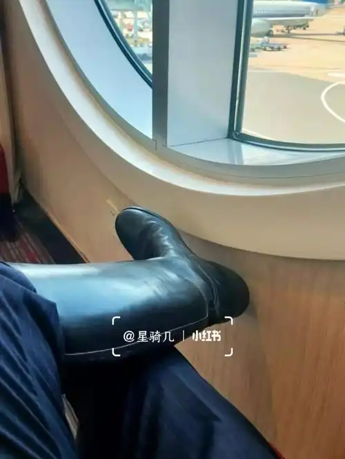 马靴男的飞行在厦门机场