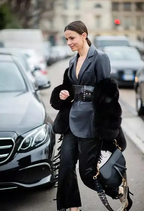 dior最值得投资的马鞍包新一季依然值得拥有