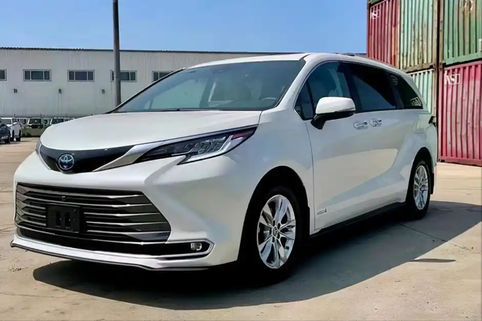 【车闻话】 了解更多参数配置详情丰田塞纳在mpv市场中表现得一直很