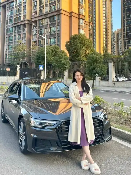 奥迪a695低调奢华好适合女生开0269