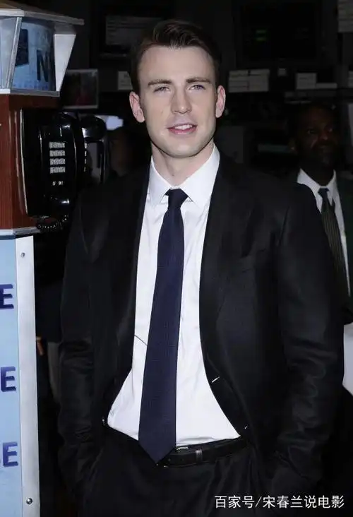 美国队长的扮演者克里斯埃文斯,注定要成为英雄的人