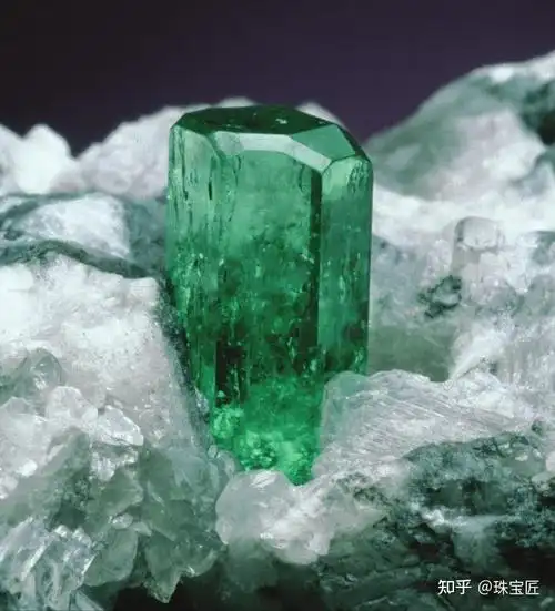 枪火中的祖母绿帝国来自南美洲的宝石之国探秘哥伦比亚宝藏