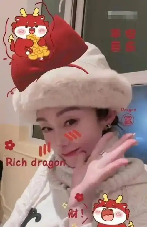 原创56岁张敏近照曝光暴瘦到70斤已脱相昔日女神憔悴干瘪令人担心