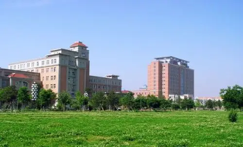 渤海大学