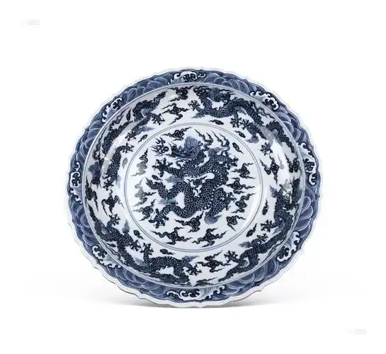 0346明永宣青花龙纹花口盘