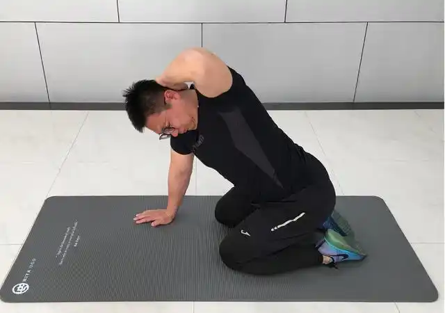 每天一刻钟,胸椎变轻松