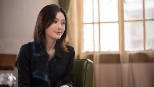 秦岚《怪你过分美丽》遭遇职场新挑战 体会人情冷暖惹人唏嘘