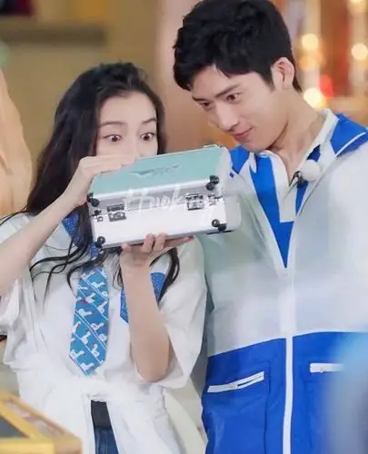 奔跑吧井柏然杨颖同框温暖重温记忆里的肖奈和微微回来了