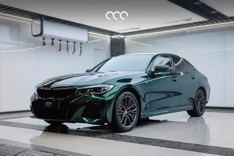 宝马330l汽车贴膜漫彩改色膜英伦绿