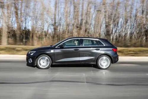 全新奥迪a3 sportback:我不会是你的白月光,没有遗憾,请尽管拥有