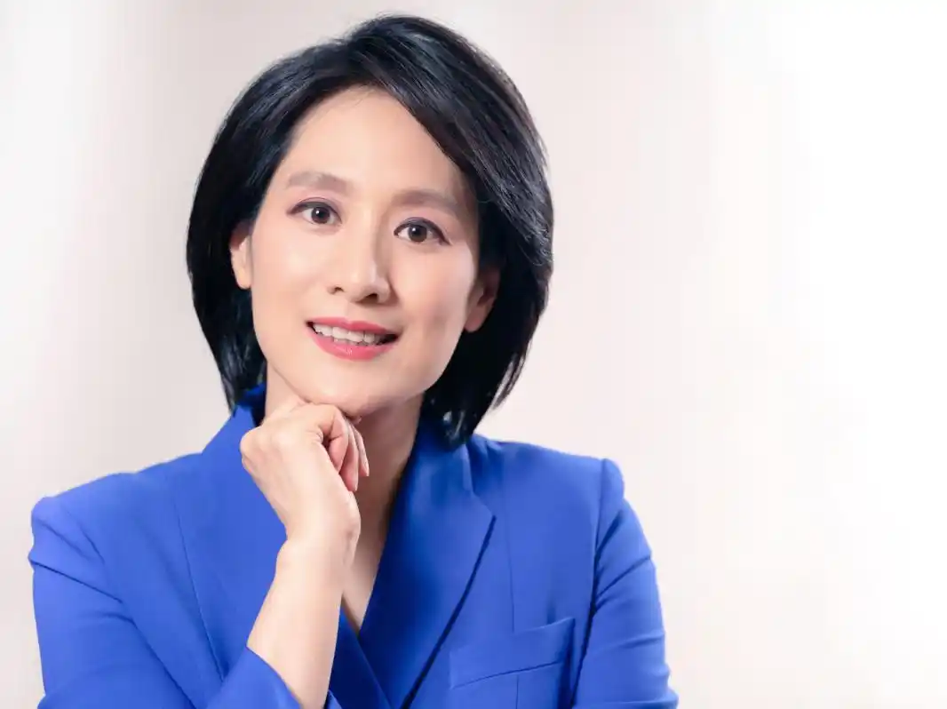 上海广播电视台融媒体中心部分团队便开启了驻台备份预案,何婕也是从