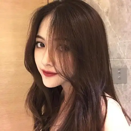 世中仙儿の女生头像气质高冷原宿风