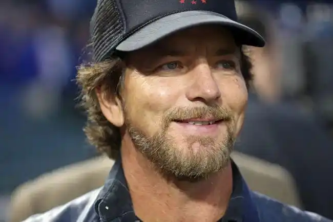 green day乐队主唱billie joe armstrong