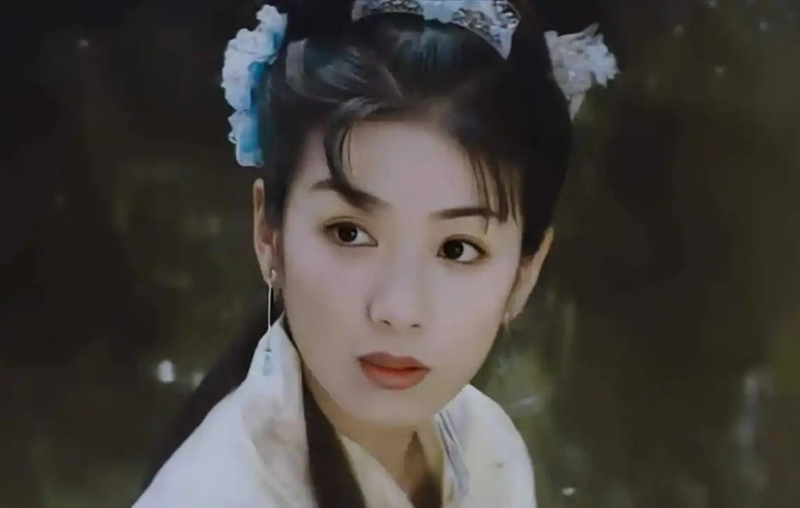 回顾:"科技脸"反面教材,初见荧屏惊鸿一瞥再见整容颜垮不敢认